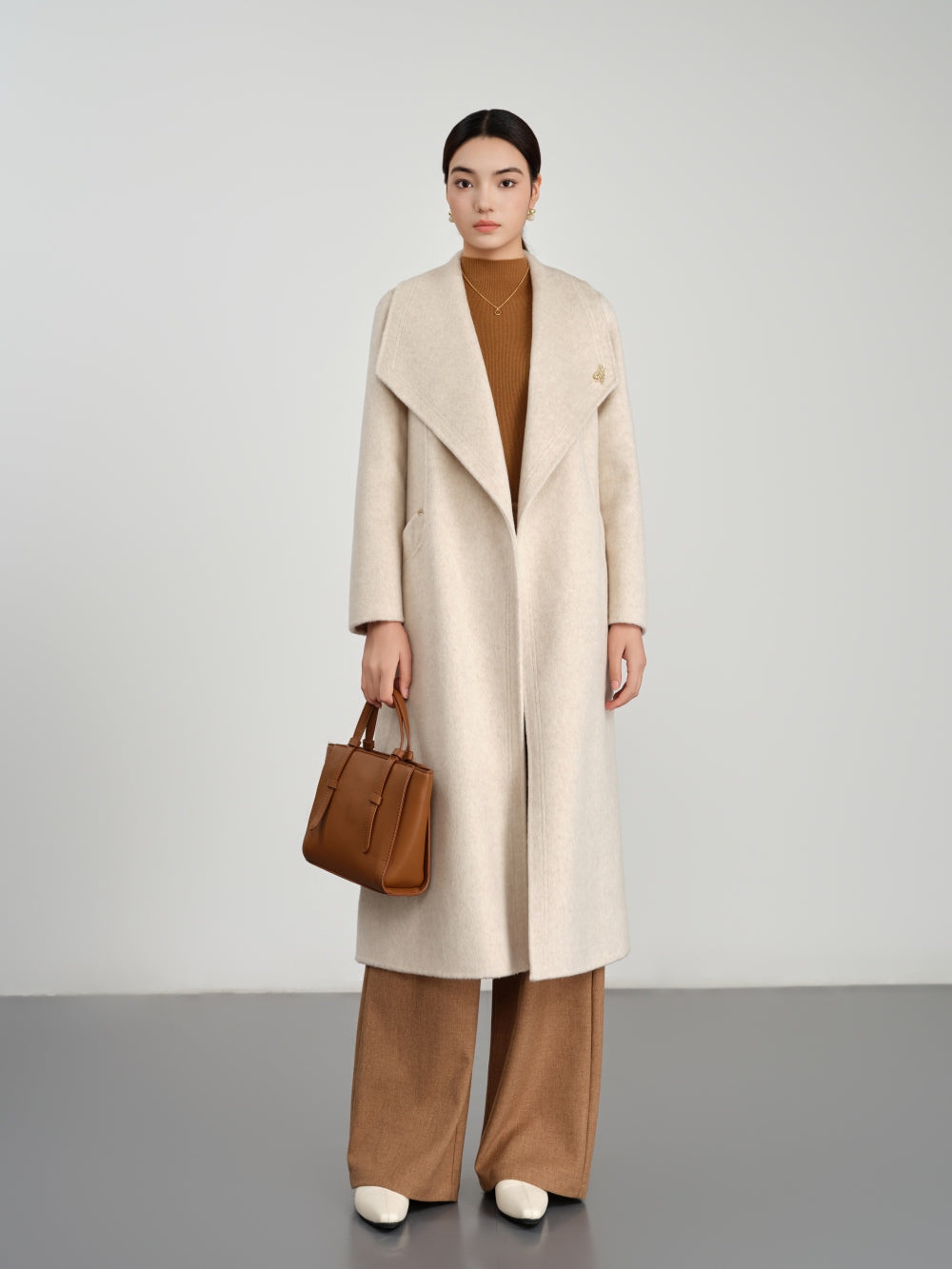 Large lapel long wool-cashmere coat