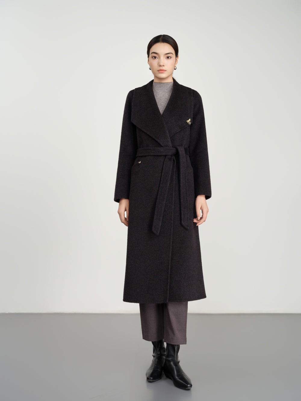 Large lapel long wool-cashmere coat